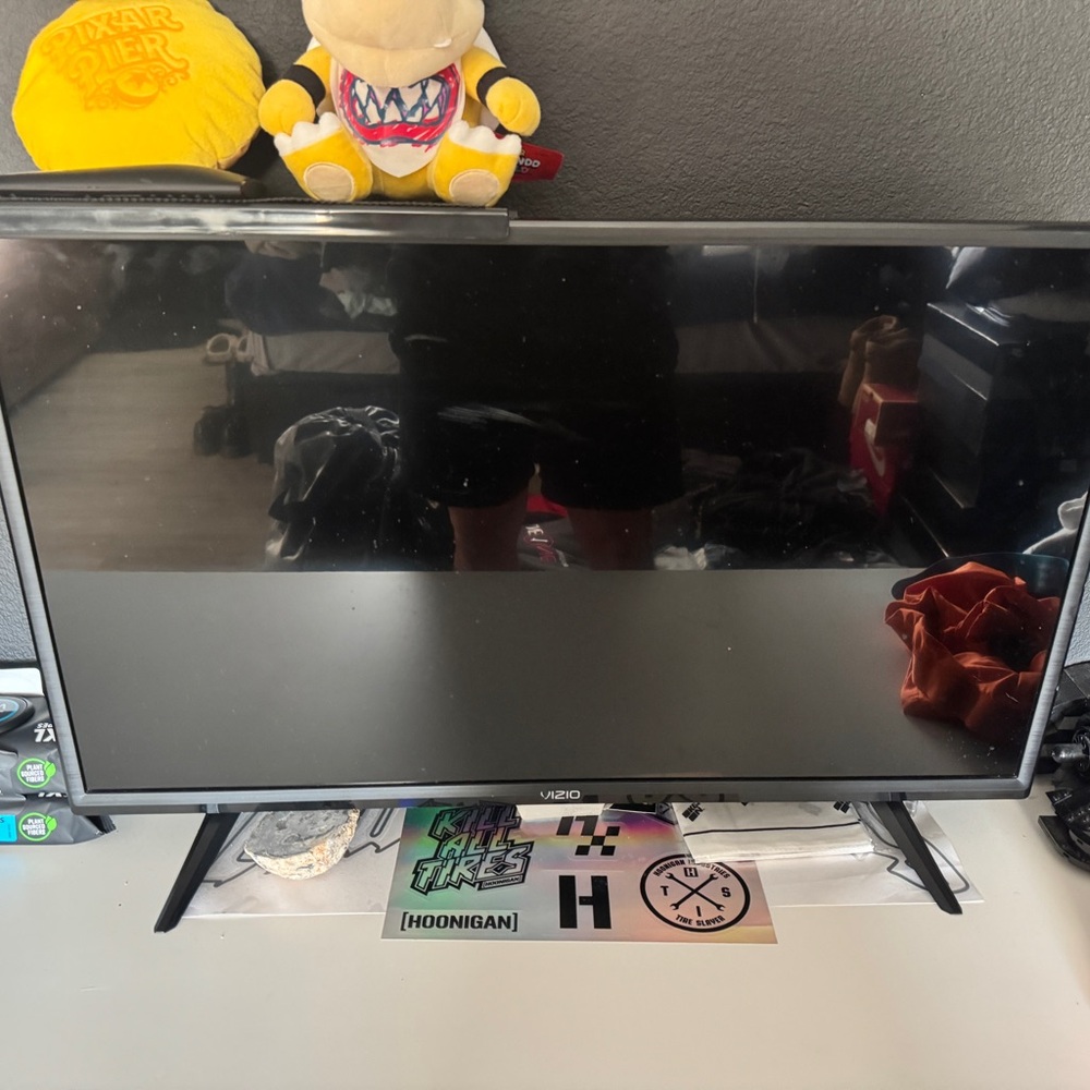 Small Tv for Sale Mostly used for gaming
